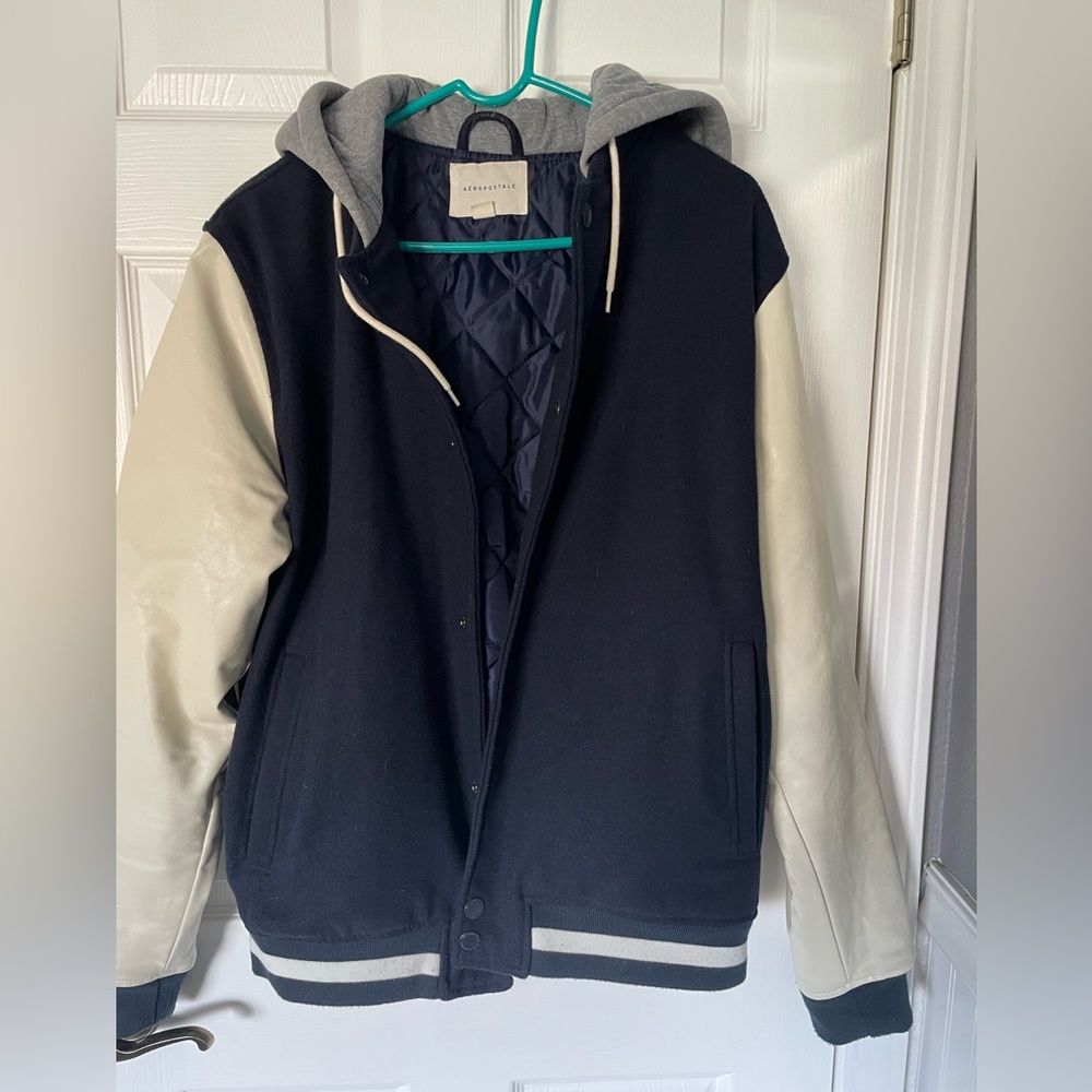 AéRopostale men’s L varsity jacket, navy with vinyl sleeves, good condition